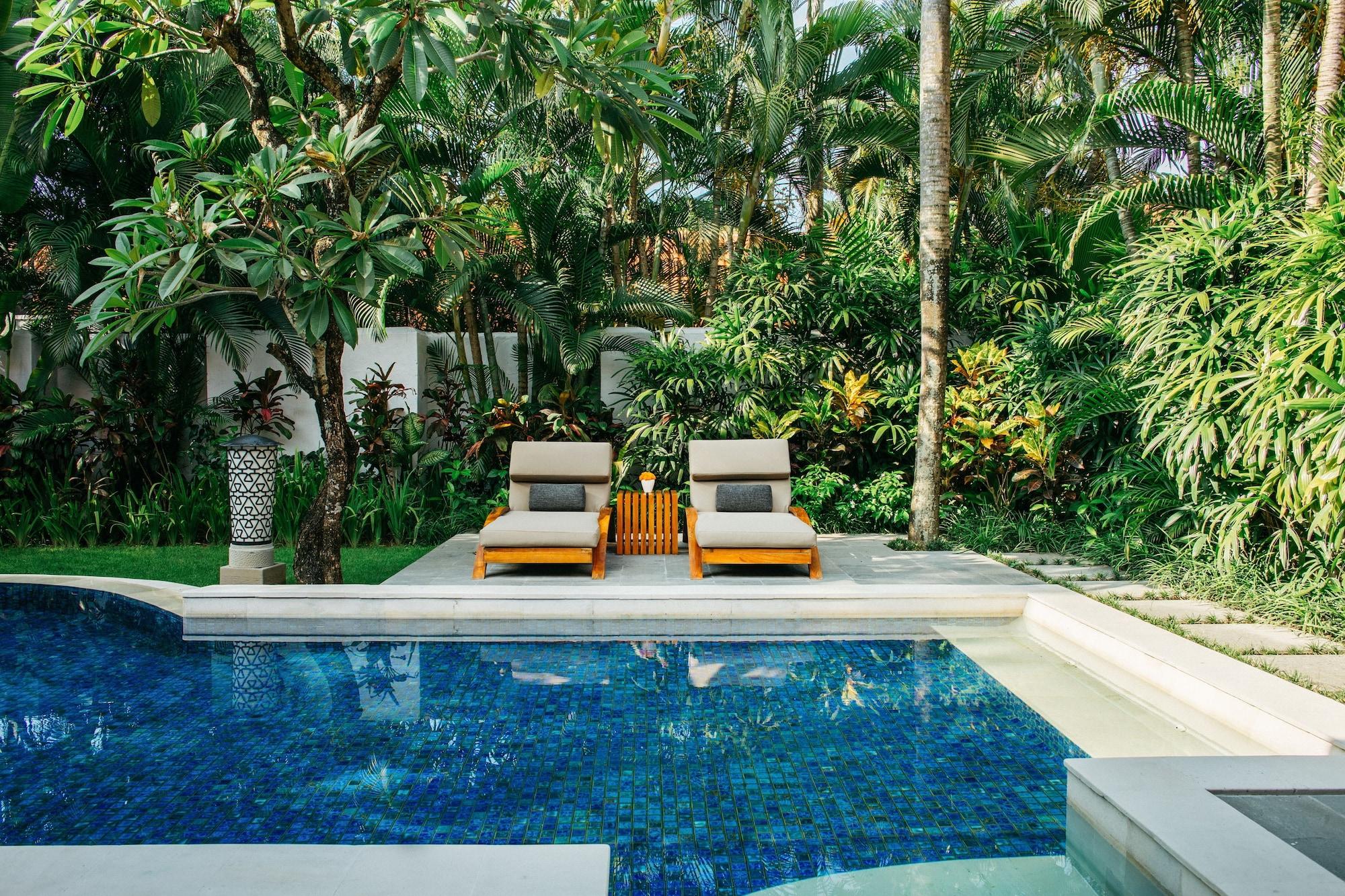 Alaya Dedaun Kuta Legian Exterior foto