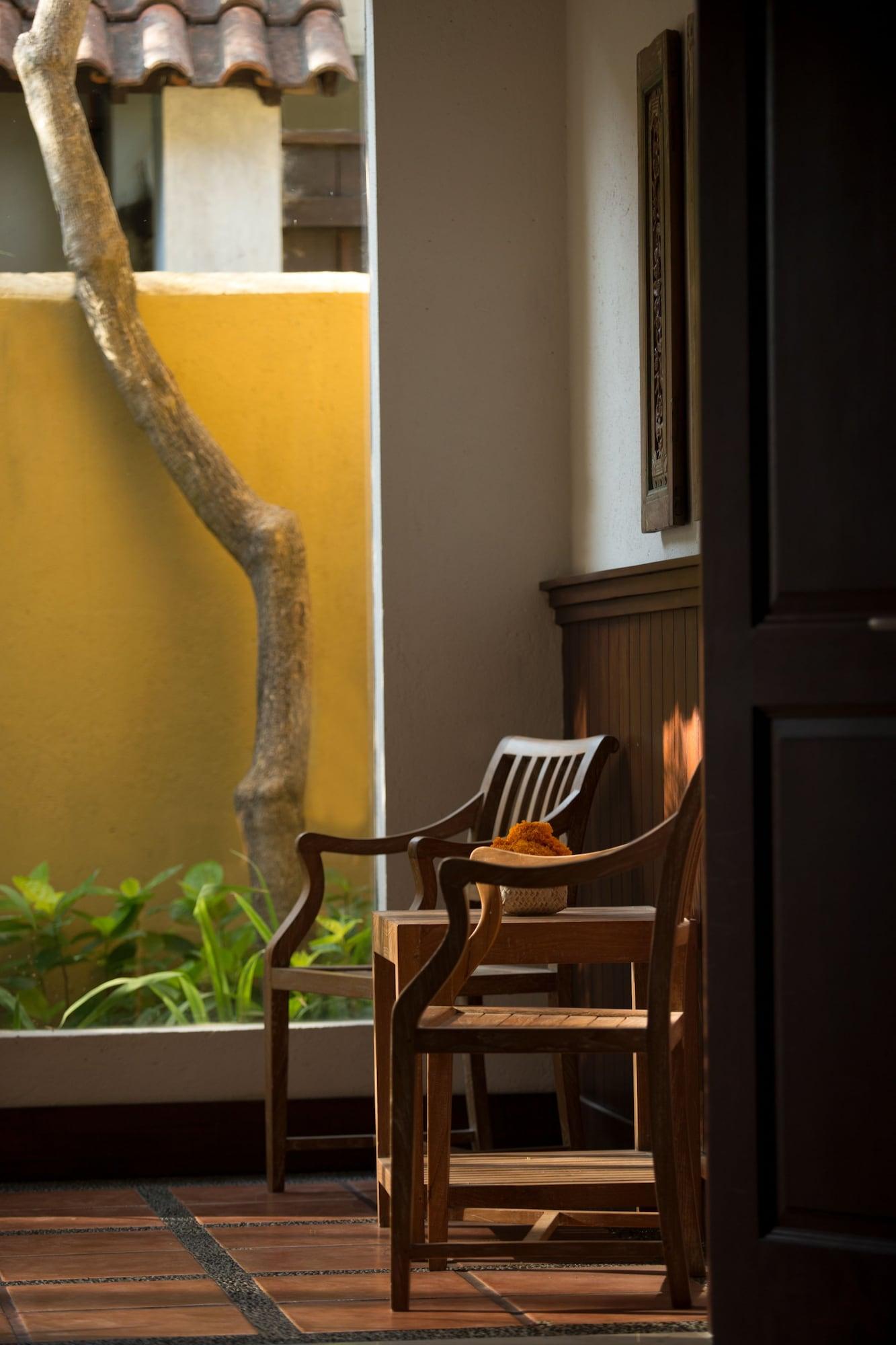 Alaya Dedaun Kuta Legian Exterior foto