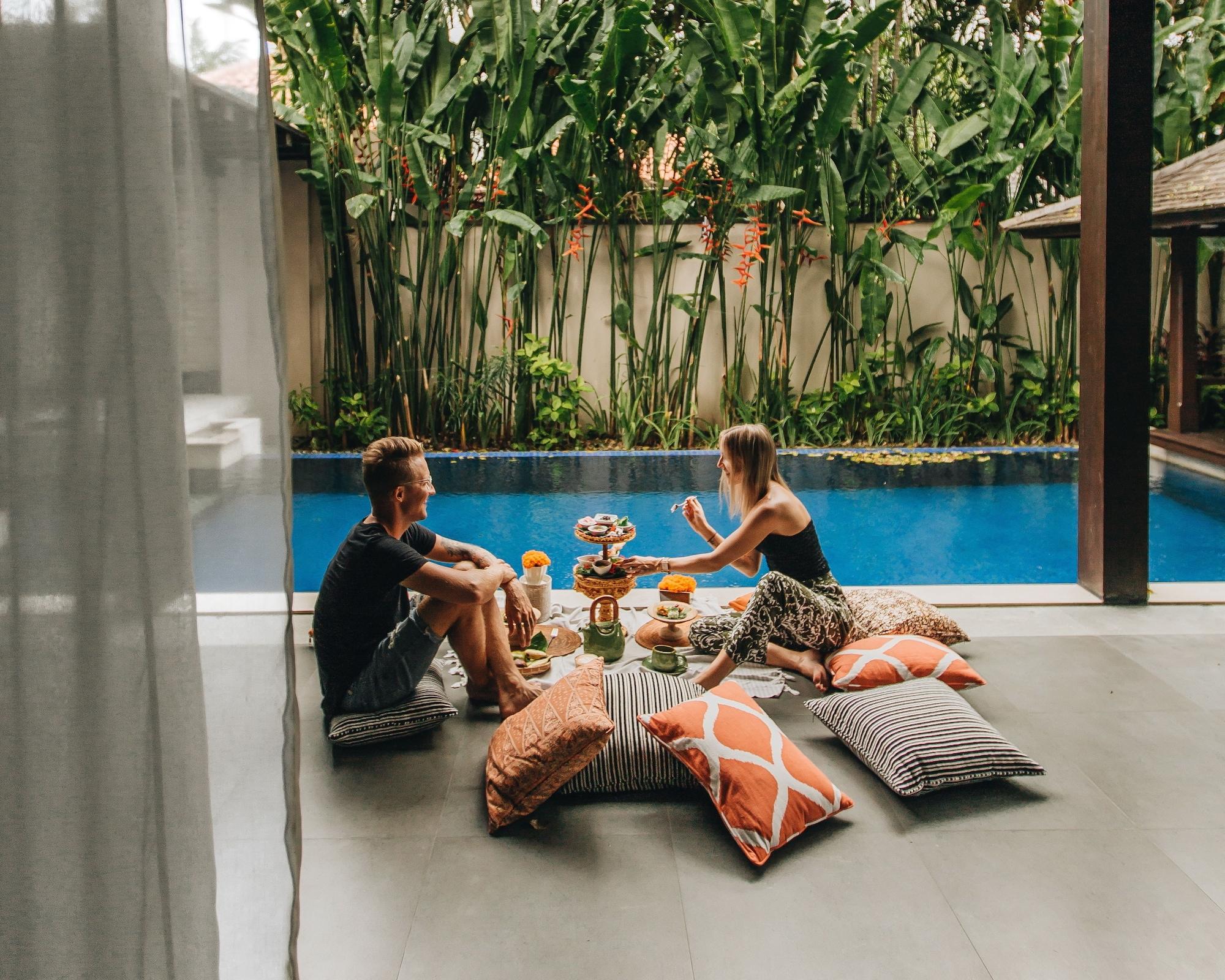 Alaya Dedaun Kuta Legian Exterior foto