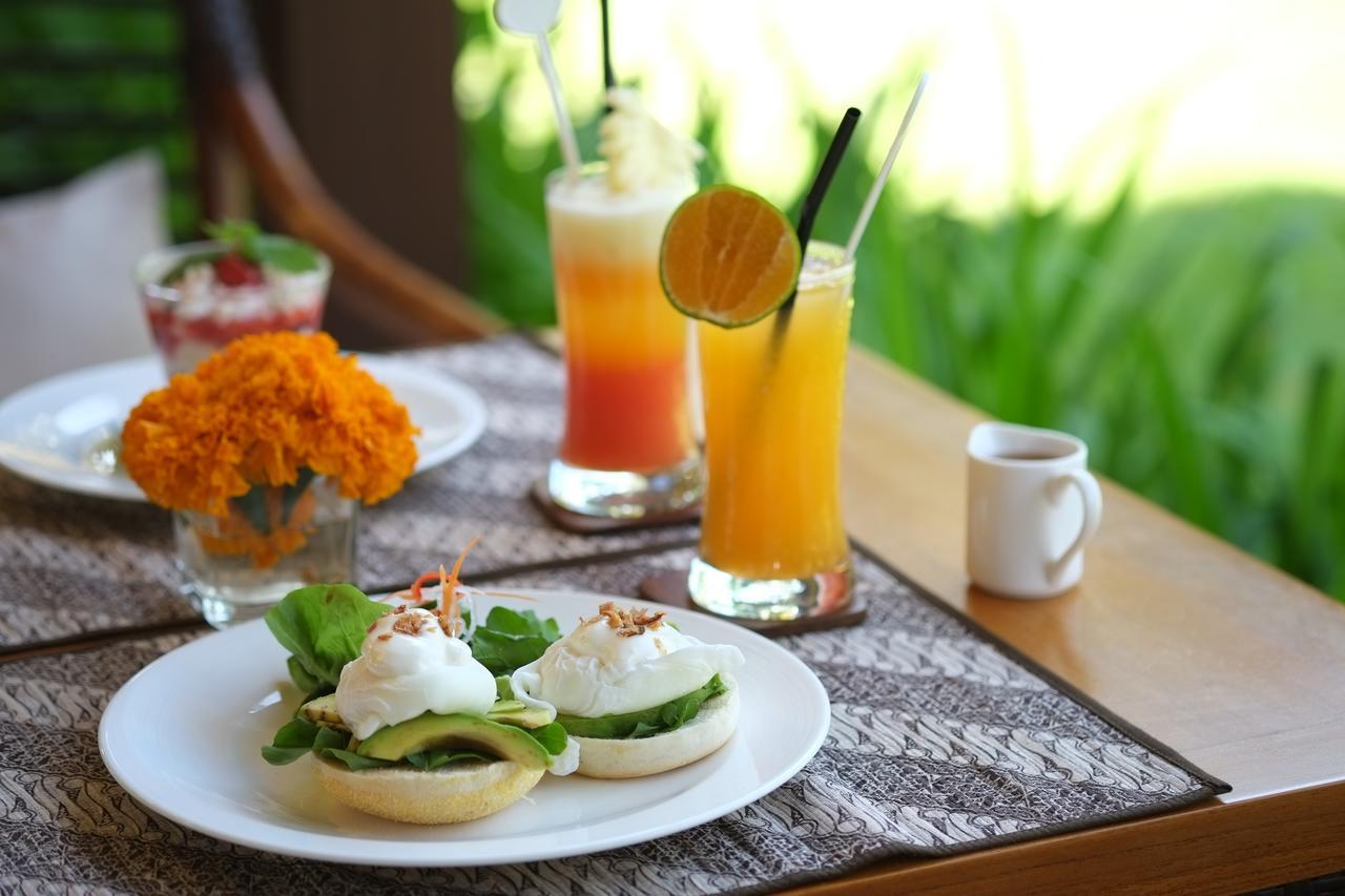 Alaya Dedaun Kuta Legian Exterior foto
